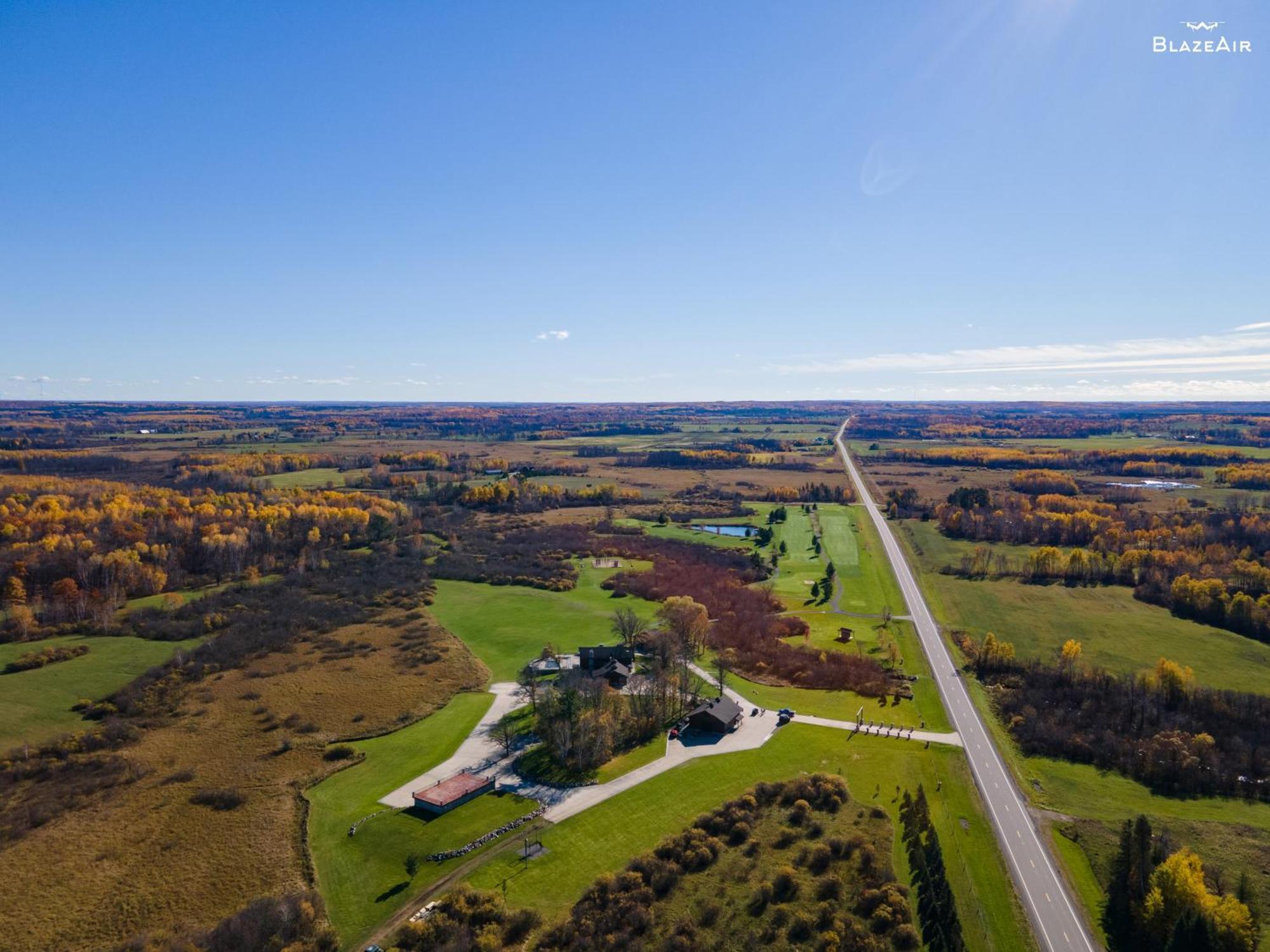 Гостевой дом The Getaway - A 500 Acre Estate Pequot Lakes Экстерьер фото